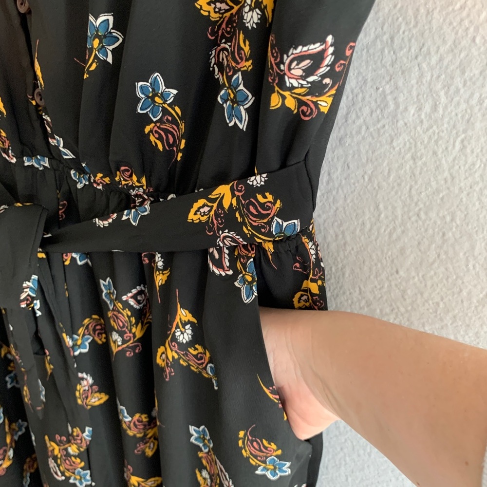 Francesca’s Floral Jumpsuit - Picture 7 of 16